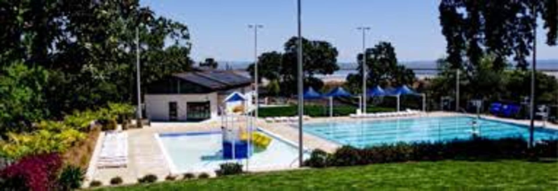 Novato Condo: 33 Livingston Court