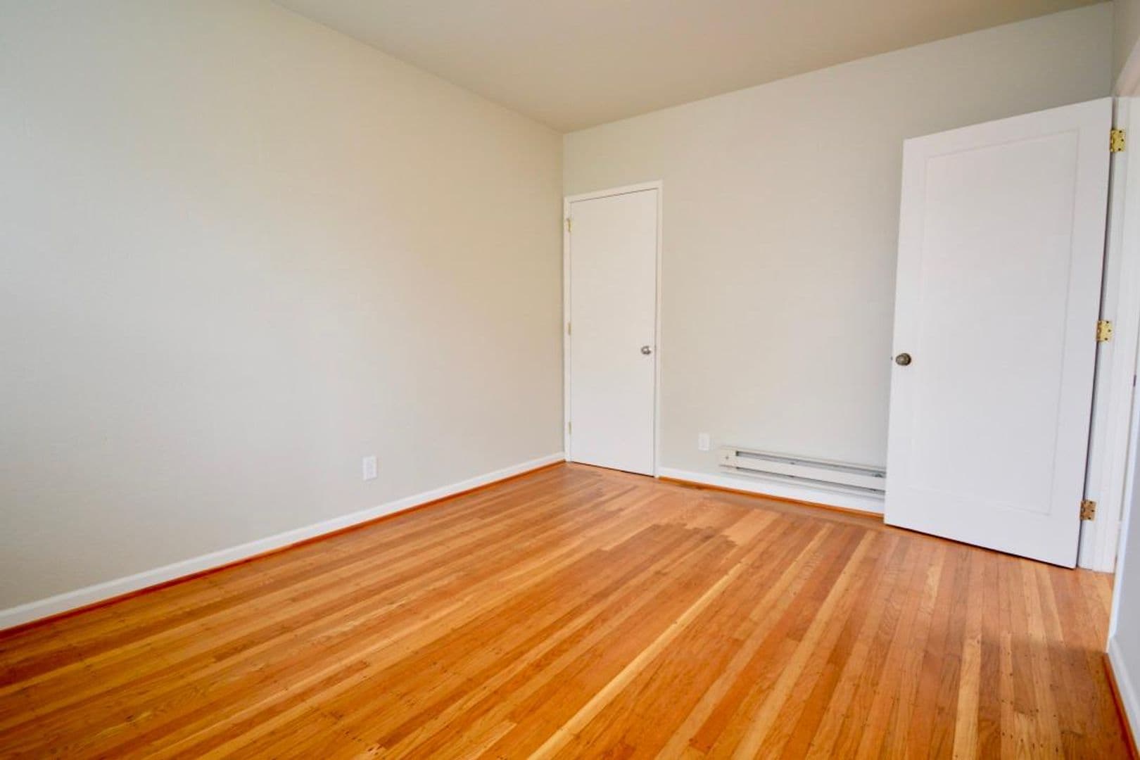 San Francisco Apartment: 2401 32nd Avenue