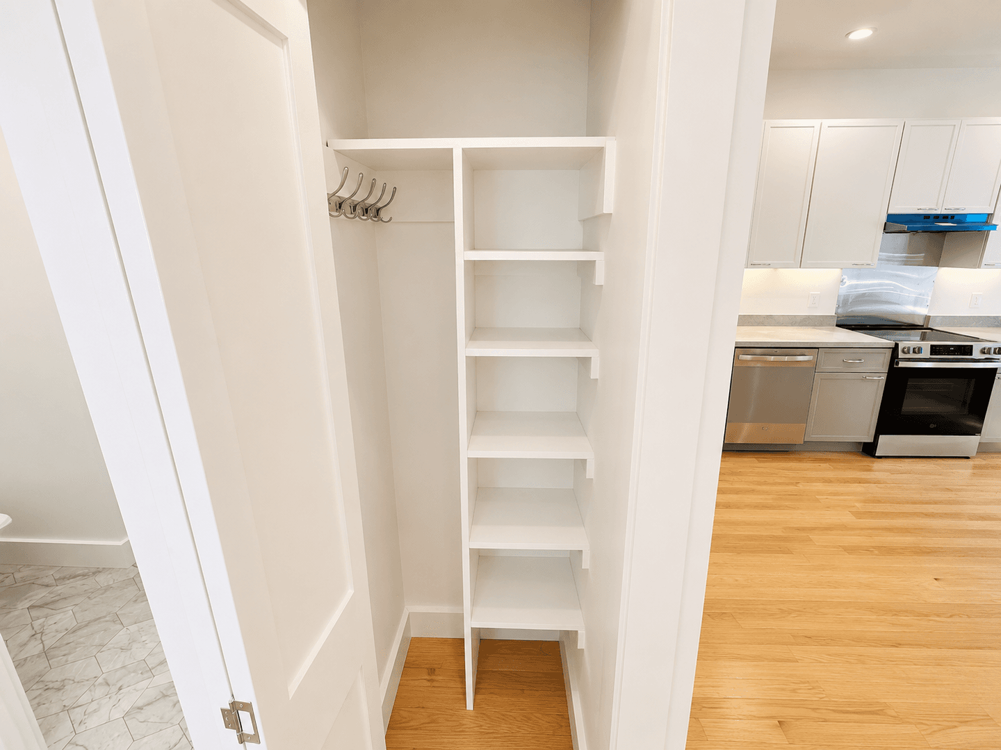 San Francisco Apartment: 1 Homestead Street