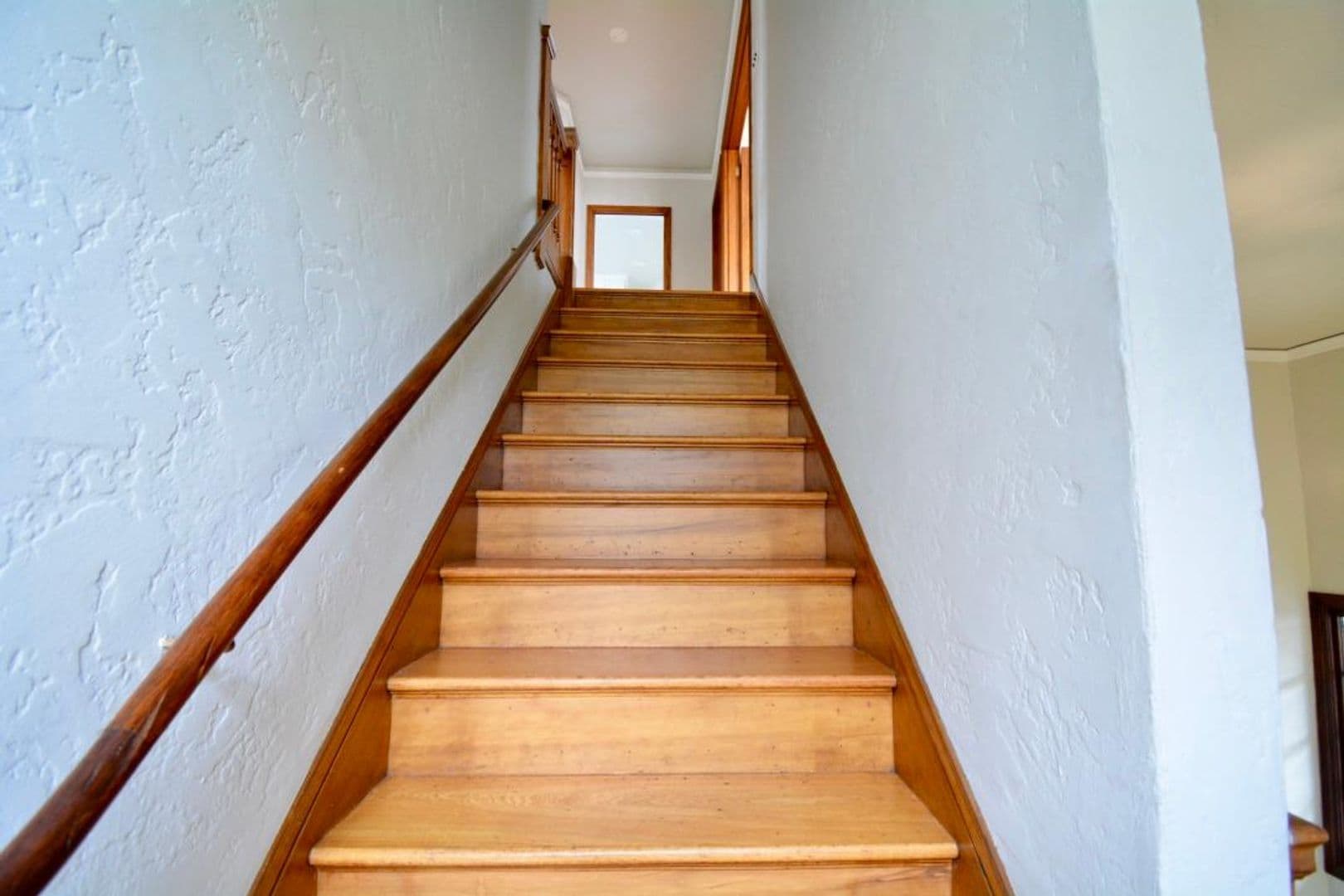 San Francisco Apartment: 2401 32nd Avenue