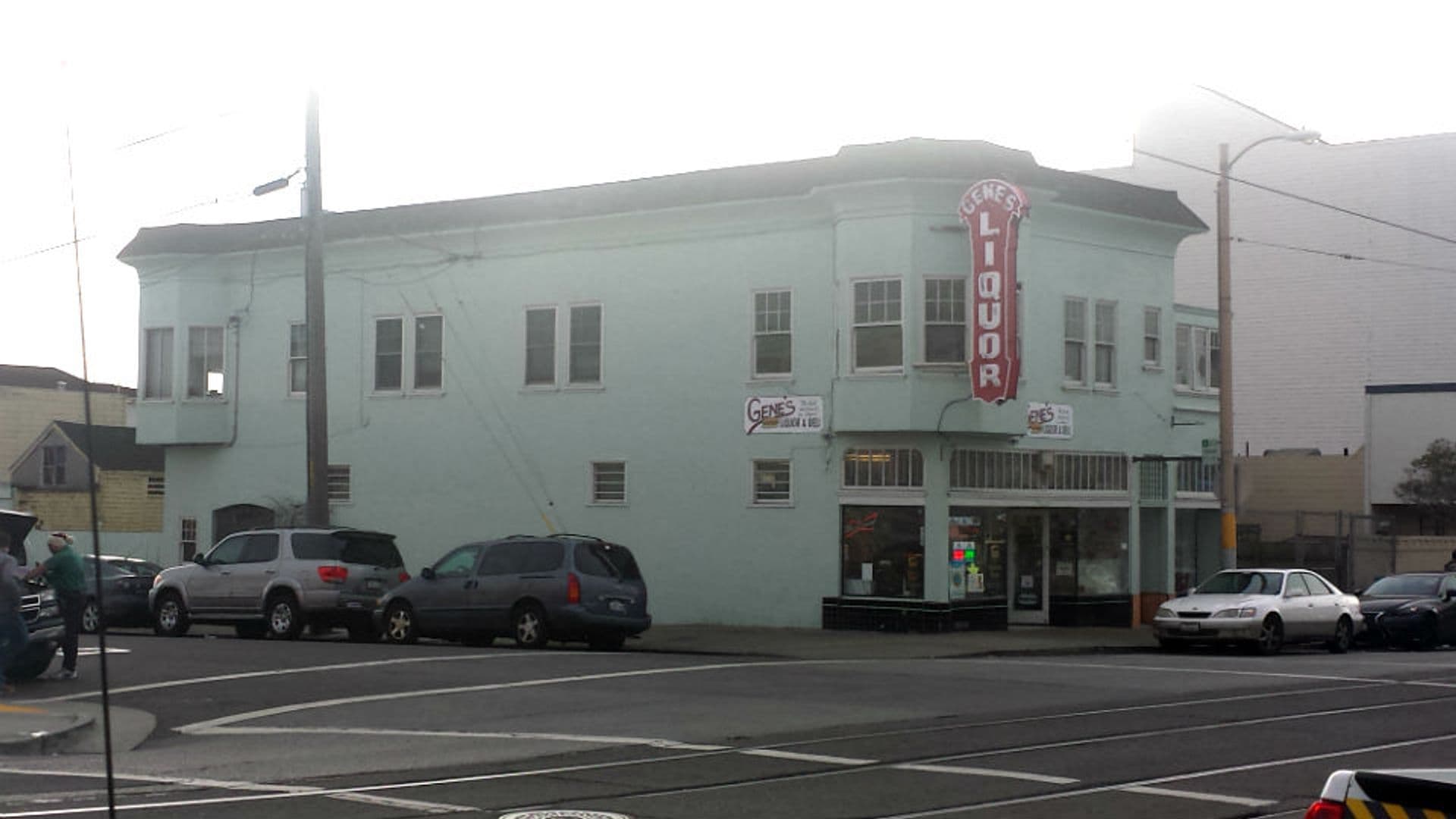 San Francisco Apartment: 2401 32nd Avenue