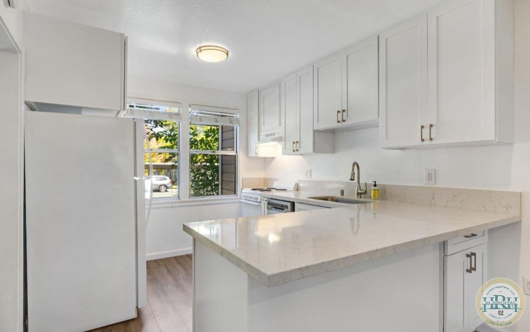 Novato Condo: 33 Livingston Court