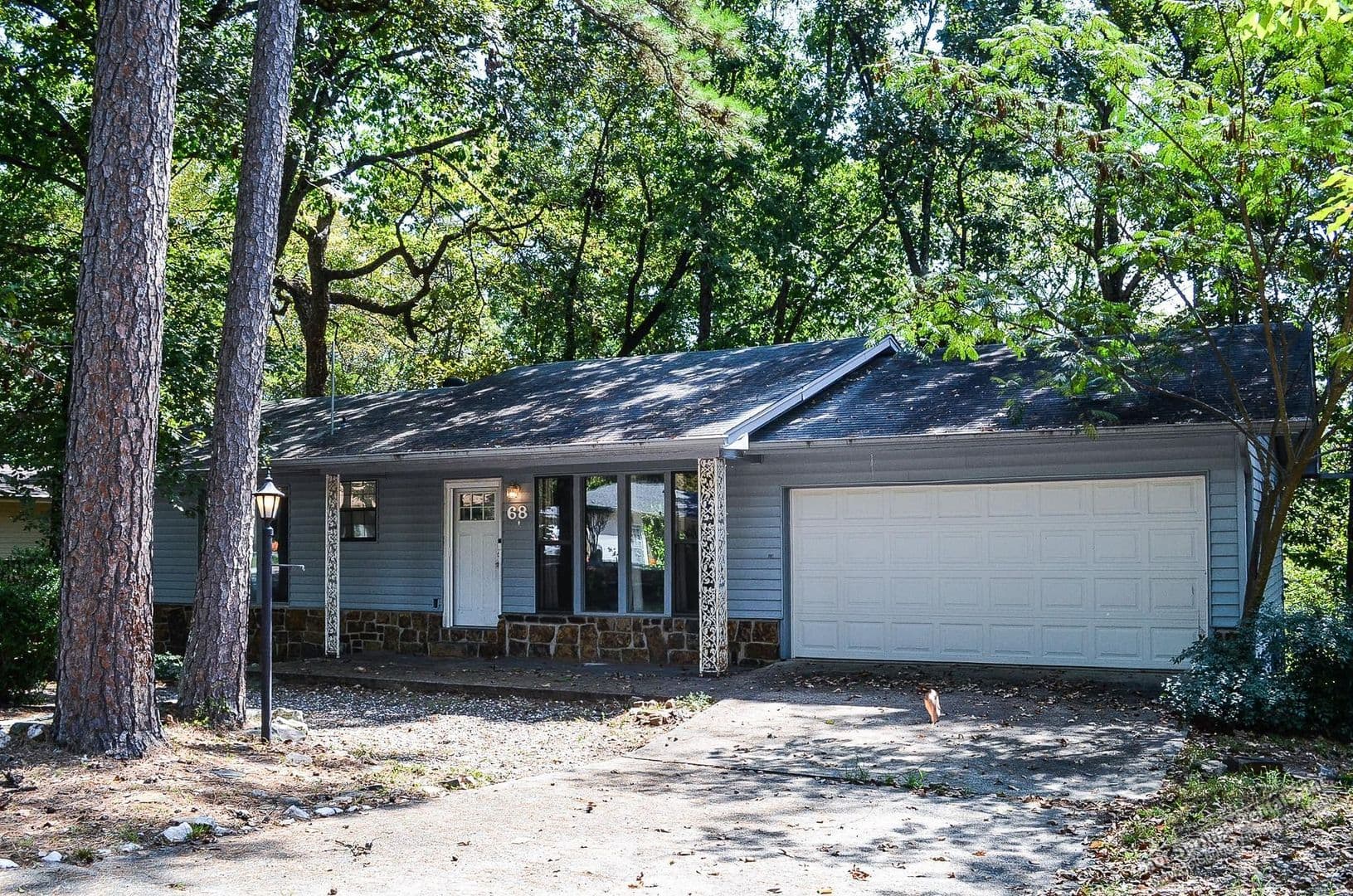 Hot Springs Village House: 68 Sierra Drive