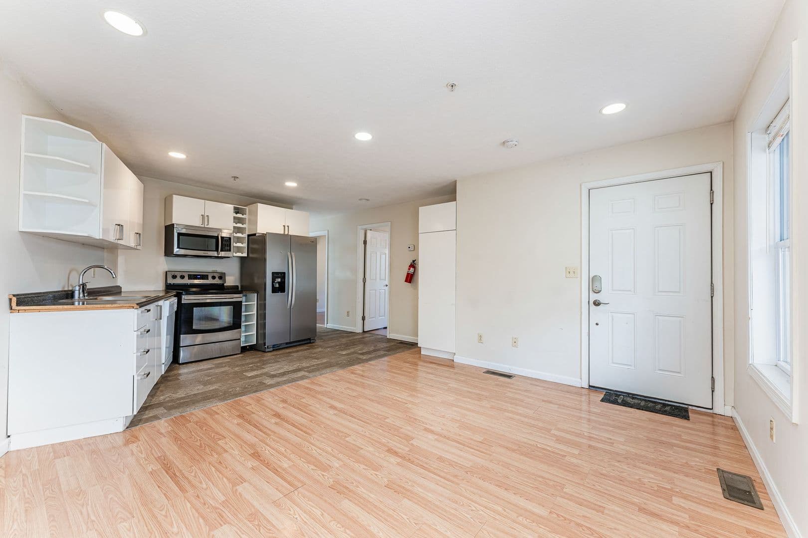 Morgantown Apartment: 116 Third Street