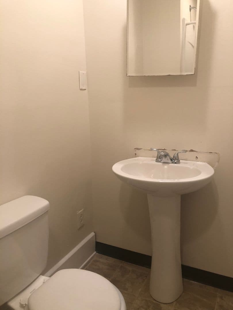 Morgantown Apartment: 312 Grant St.