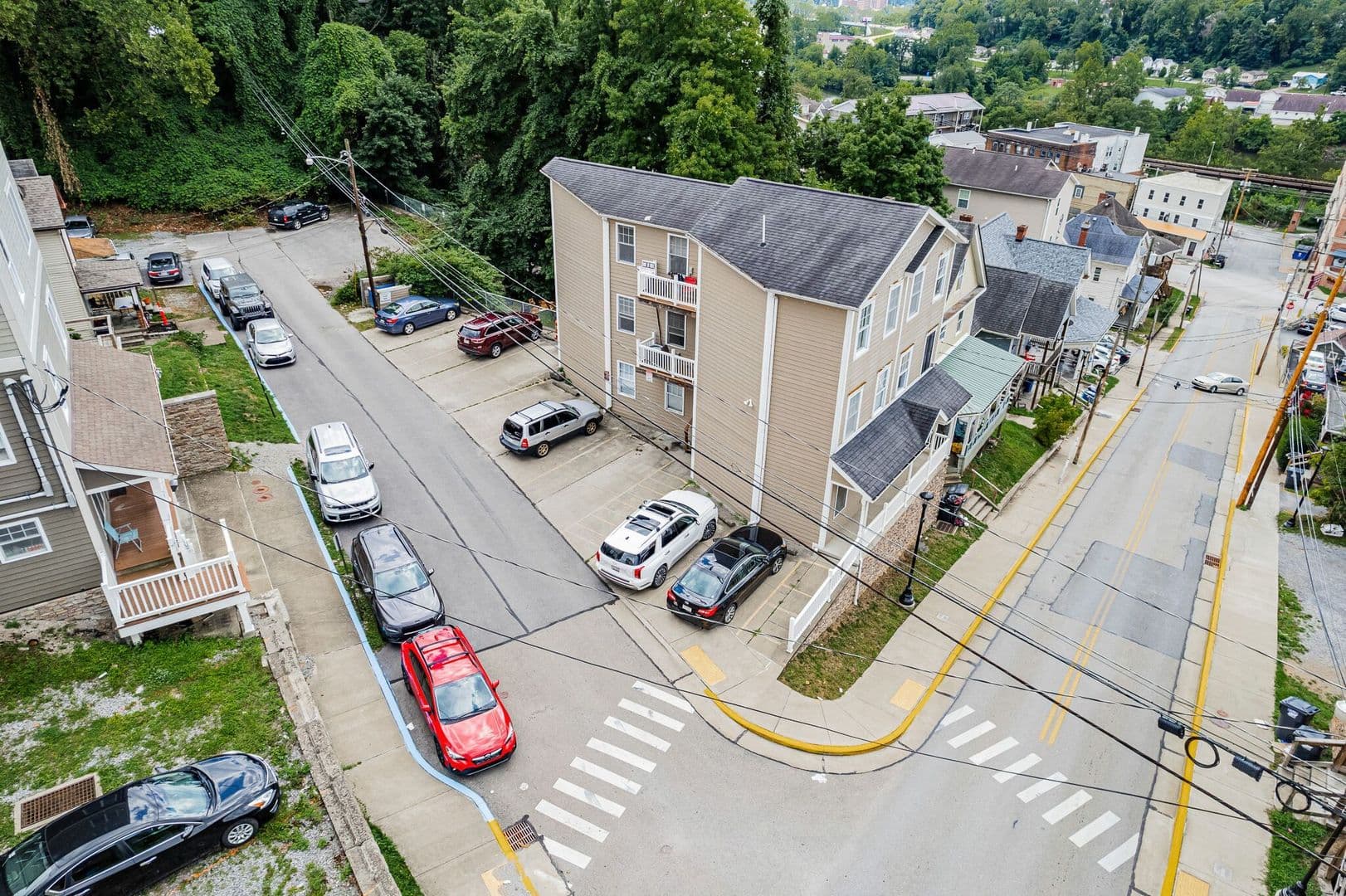 Morgantown Apartment: 116 Third Street