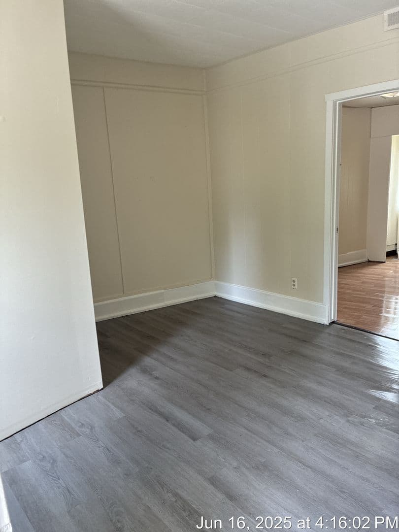 Morgantown Apartment: 499 Locust