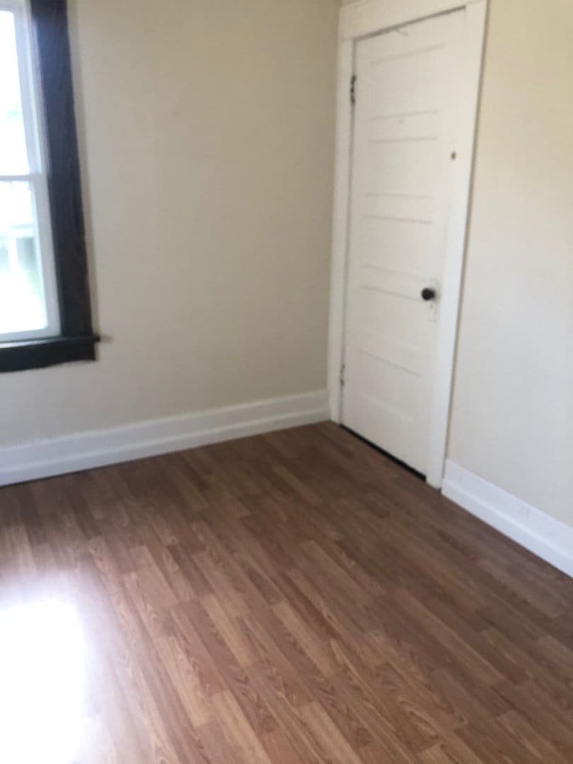 Morgantown Apartment: 312 Grant St.