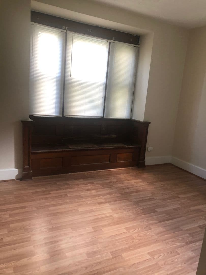 Morgantown Apartment: 312 Grant St.