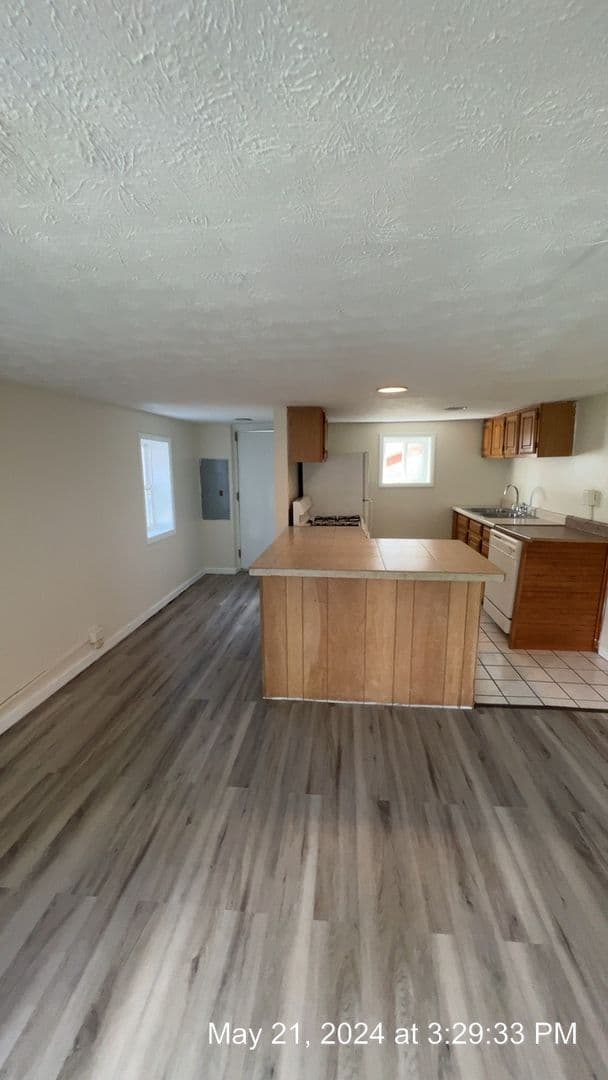 Morgantown Apartment: 541 Stewart St.