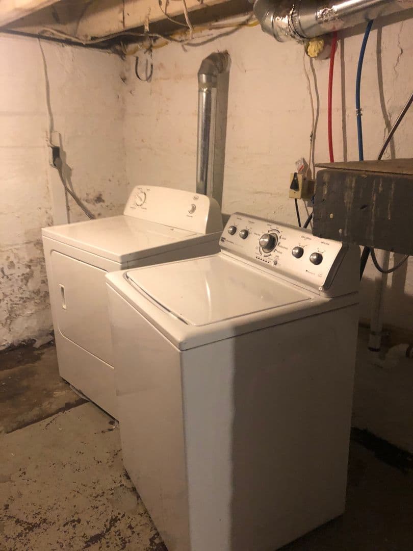 Morgantown Apartment: 312 Grant St.