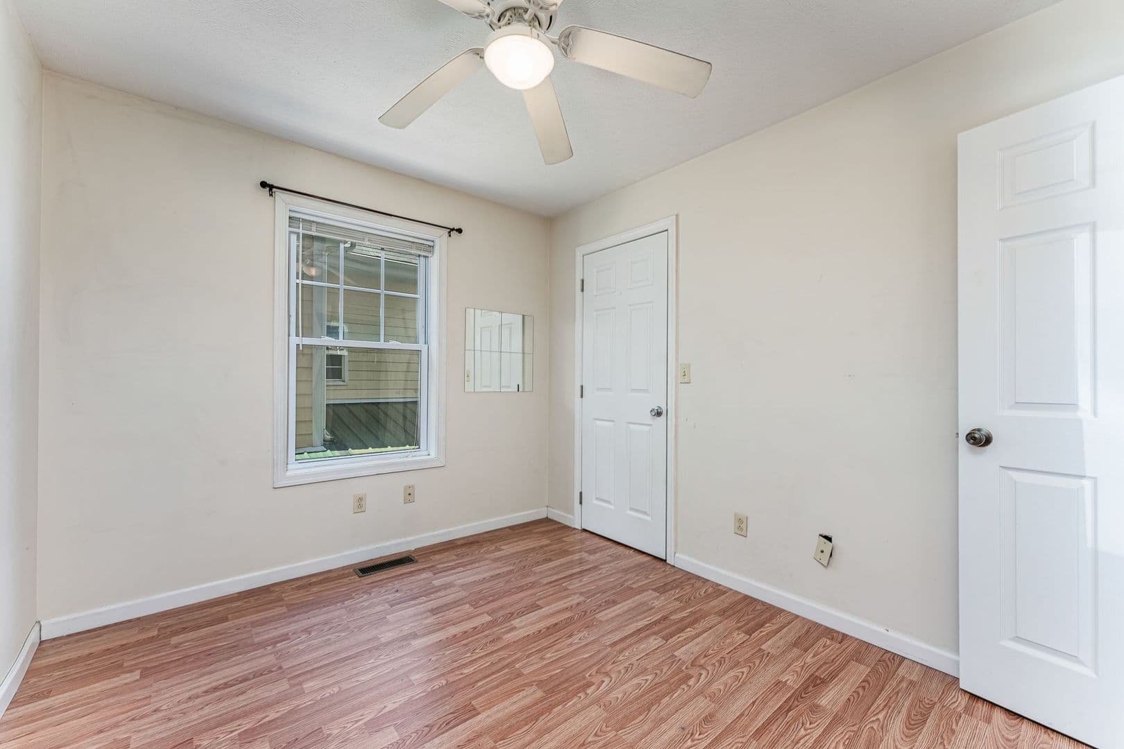 Morgantown Apartment: 116 Third Street