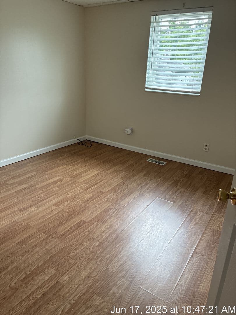 Morgantown Apartment: 759 Willey St.  Apt b