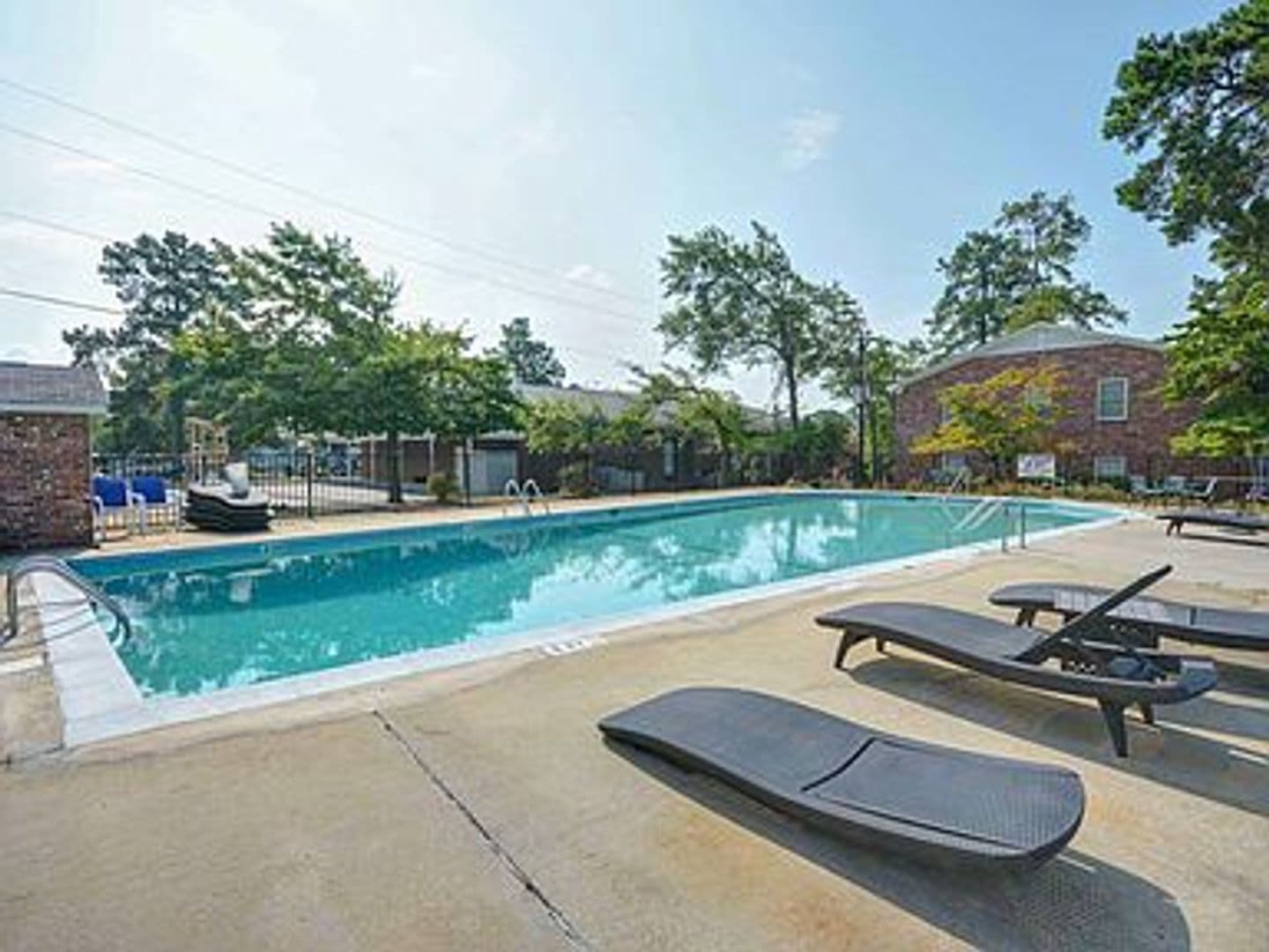Columbia Condo: 1700 Dalloz Road