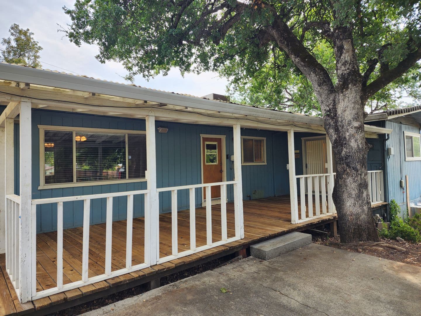 Redding House: 1412 Mistletoe Ln.