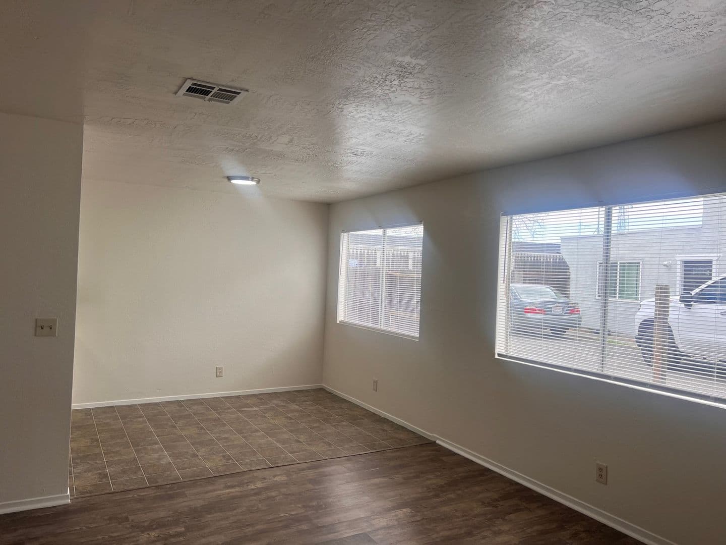 Redding Apartment: 395 Buckeye Terrace