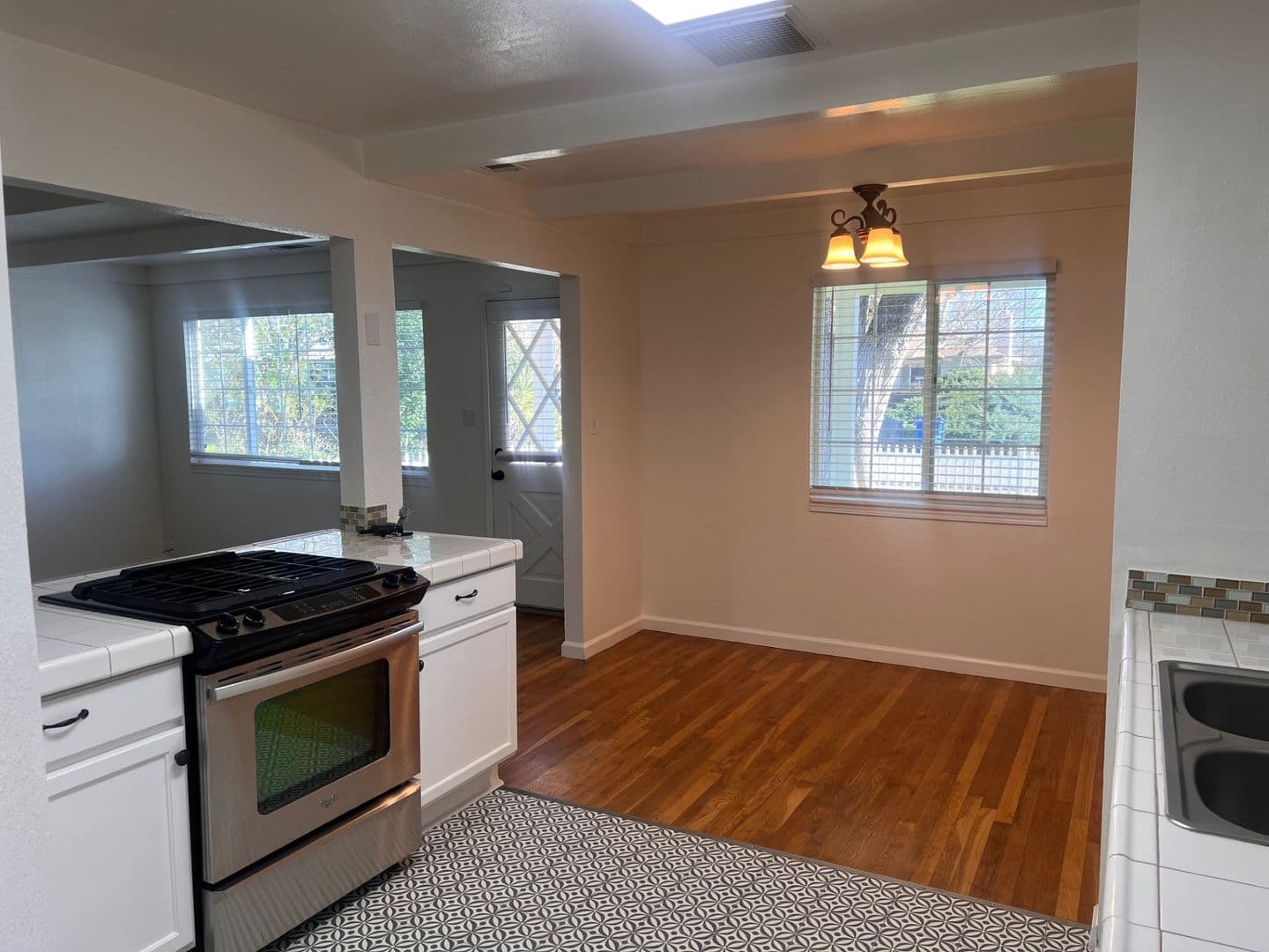 Redding House: 2910 Blueview St.