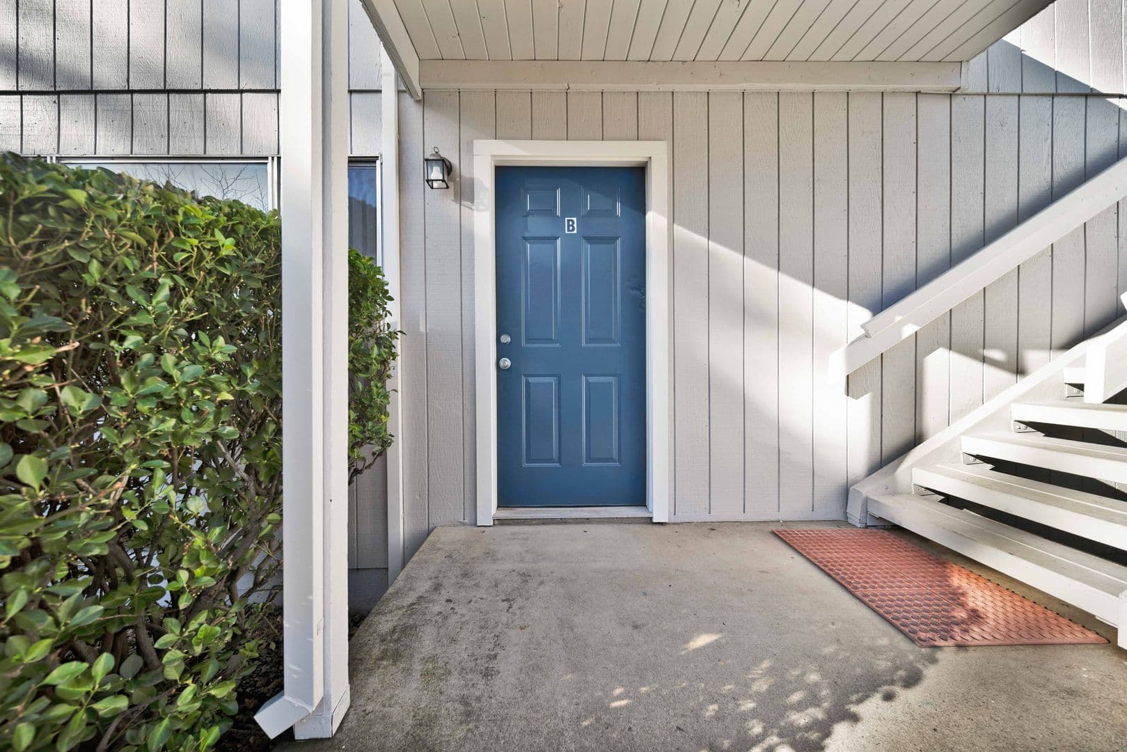Redding Apartment: 1091 Del Sol Place