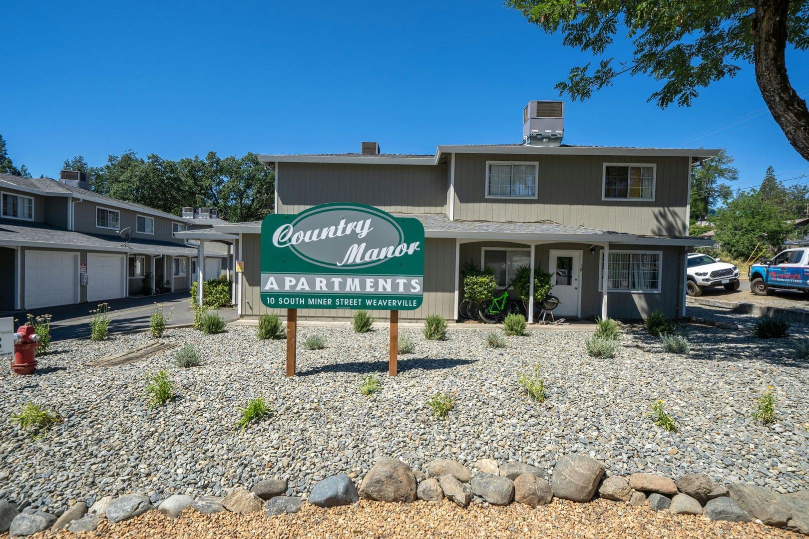 Weaverville Apartment: 10 S. Miner St.