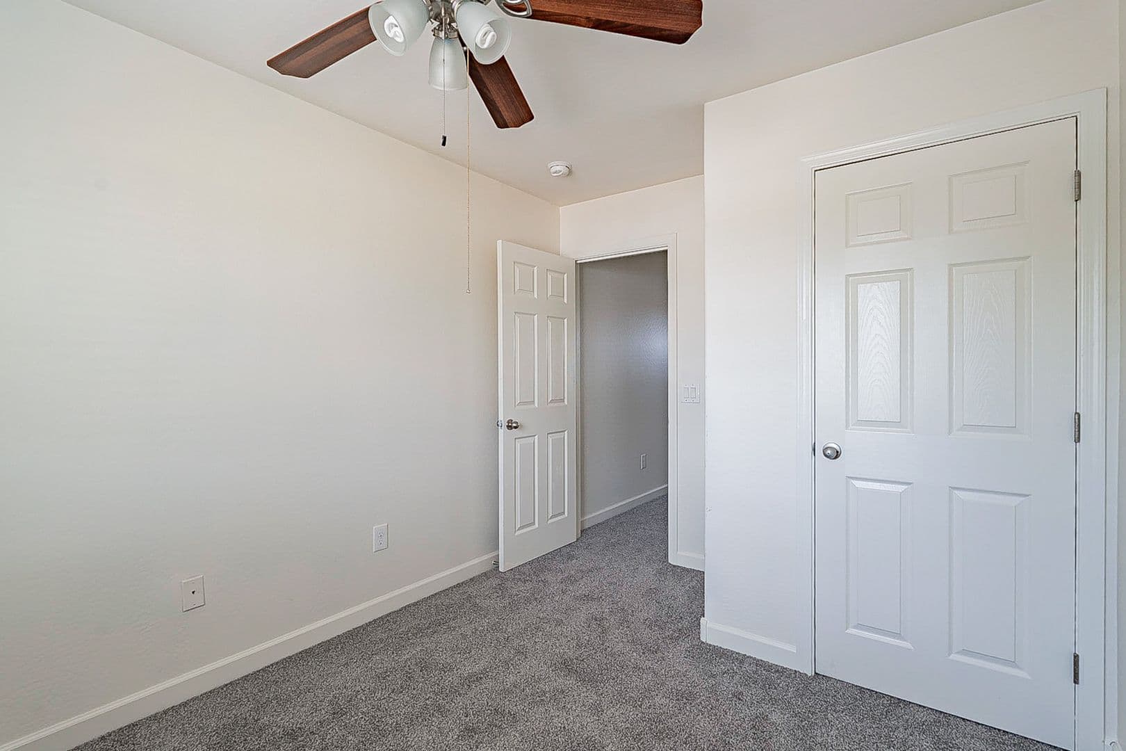 Phoenix Apartment: 17223 N Cave Creek Rd Unit 16