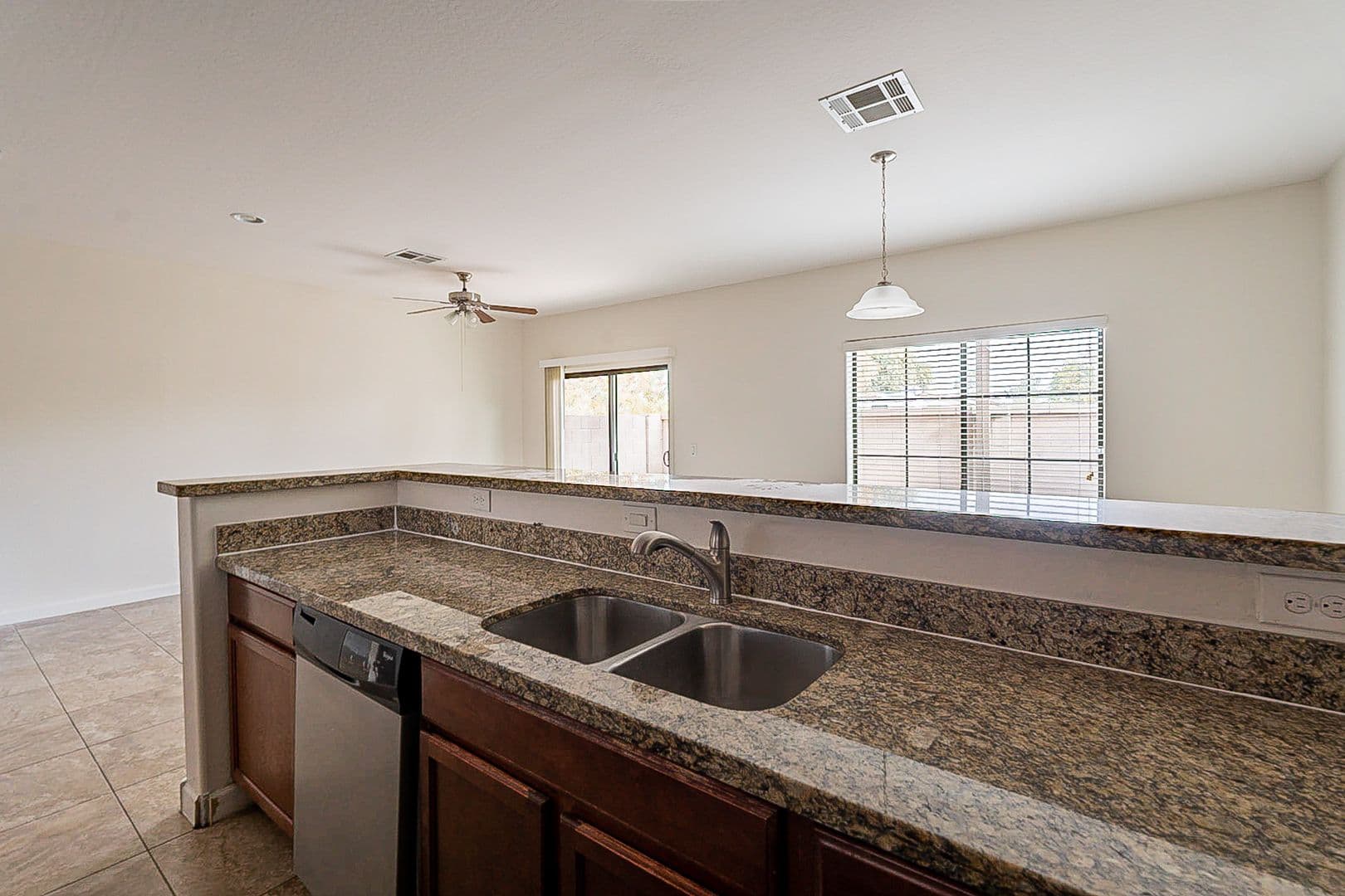 Phoenix Apartment: 17223 N Cave Creek Rd Unit 16