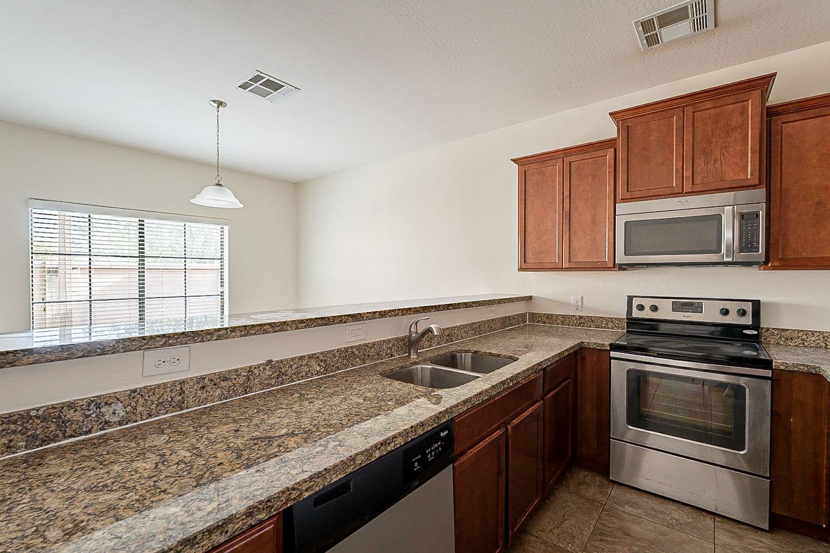 Phoenix Apartment: 17223 N Cave Creek Rd Unit 16