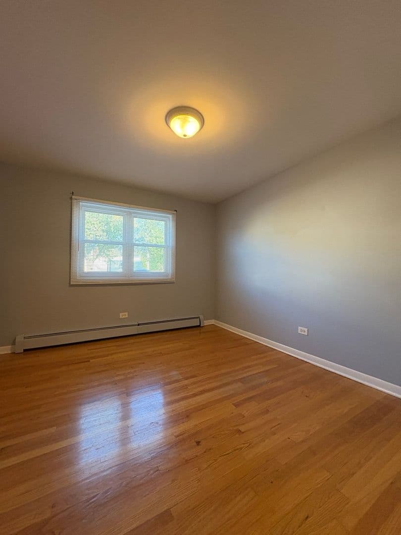 River Grove Apartment: 2674 Clarke St  IL