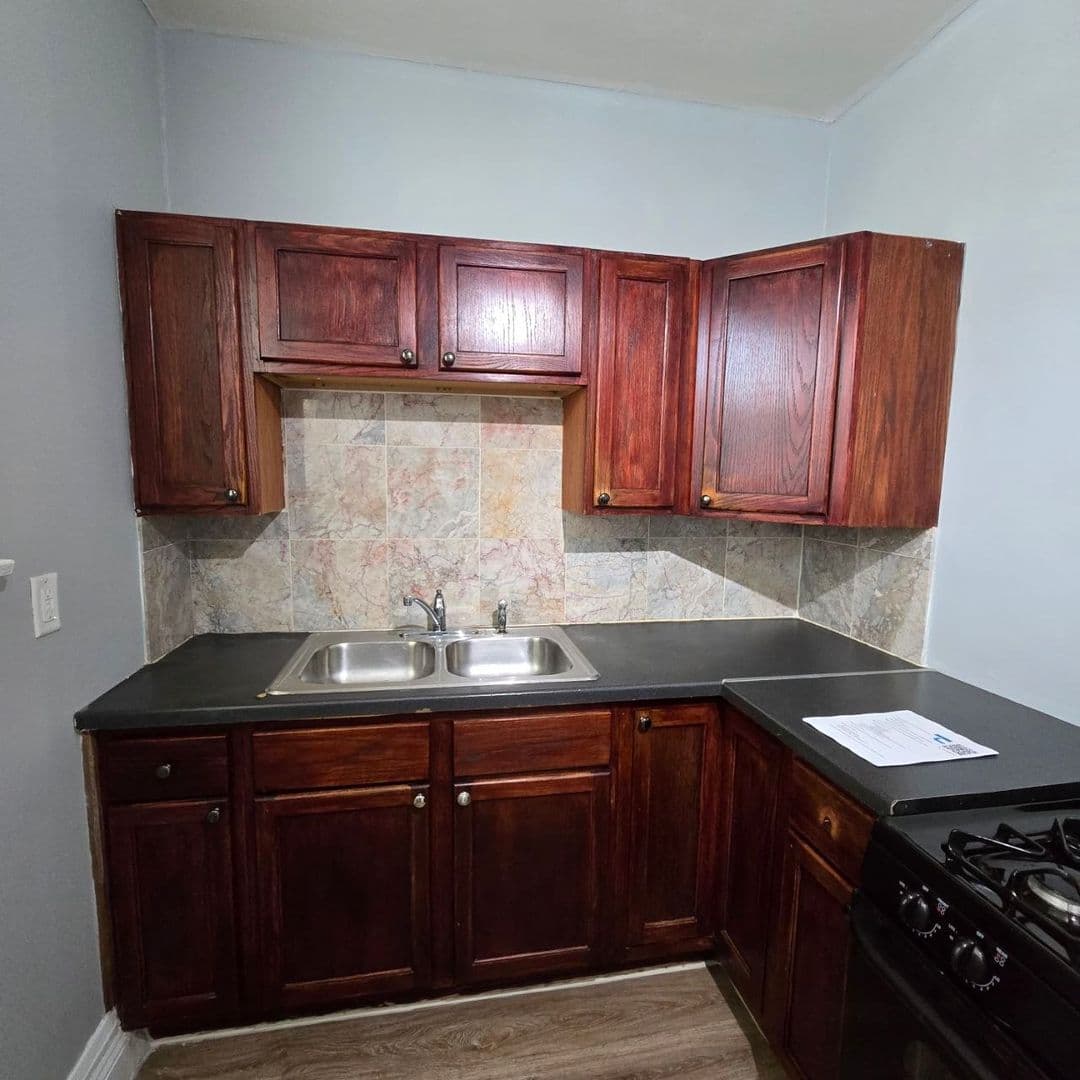 Oak Park Apartment: 510 N Humphrey Ave