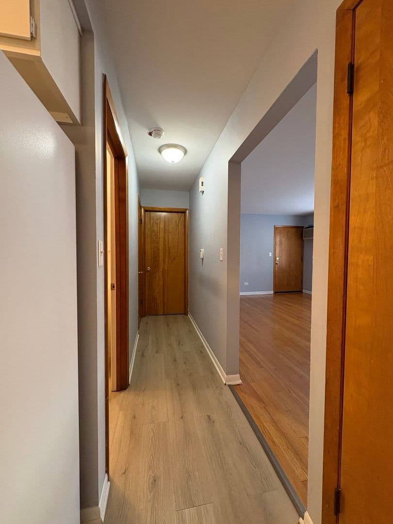 River Grove Apartment: 2674 Clarke St  IL