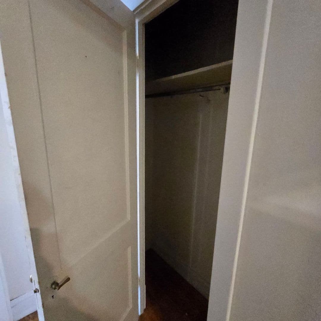 Oak Park Apartment: 510 N Humphrey Ave
