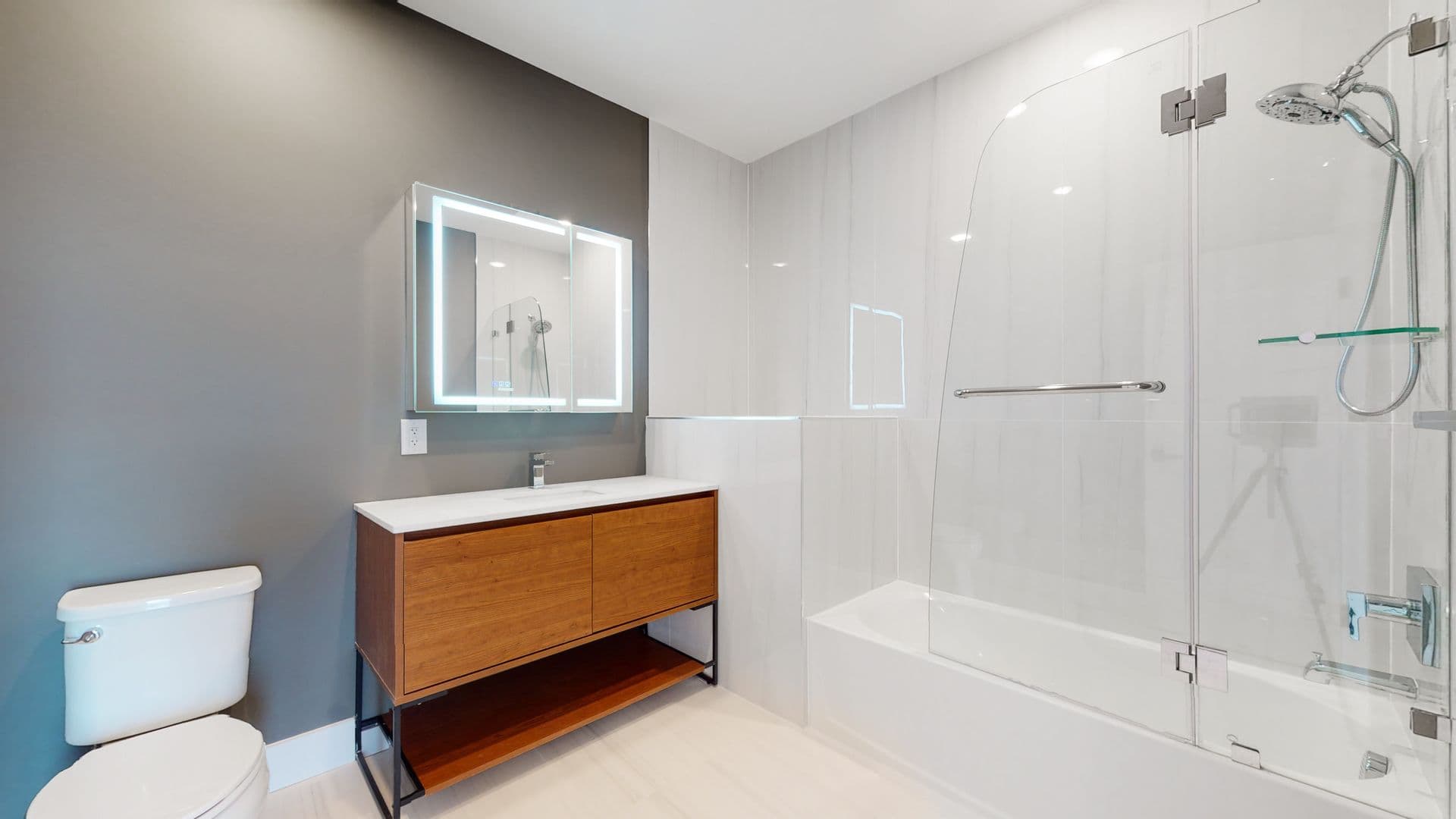 Fairview Apartment: 333 Bergen Blvd