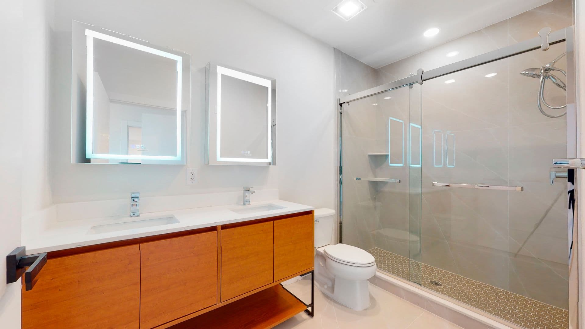 Fairview Apartment: 333 Bergen Blvd