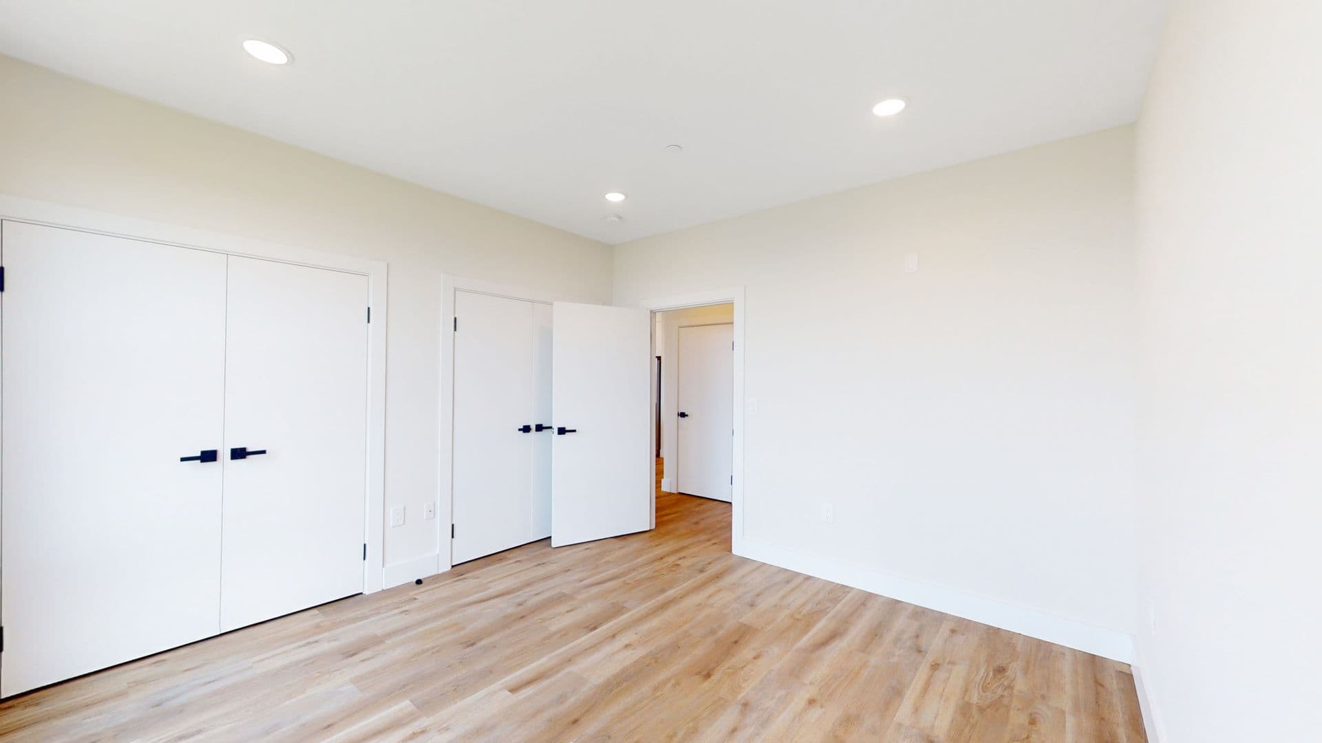 Fairview Apartment: 333 Bergen Blvd