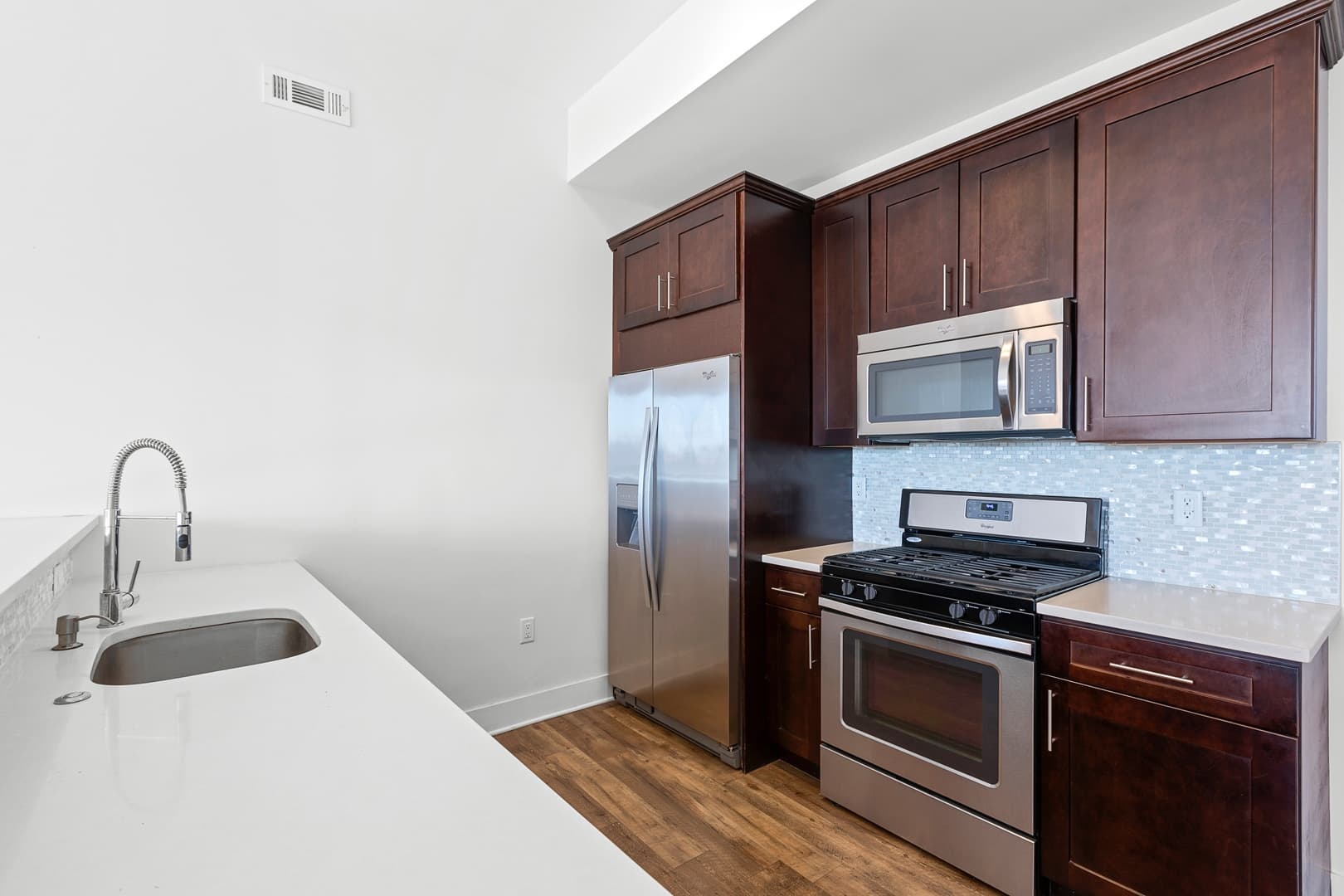 West New York Apartment: 6200 Hudson Avenue
