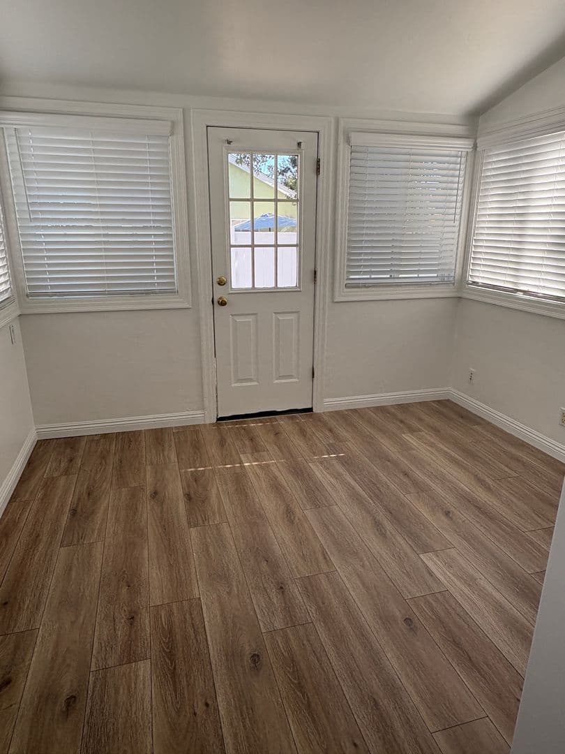 Redlands House: 810 Campus Avenue   # 1