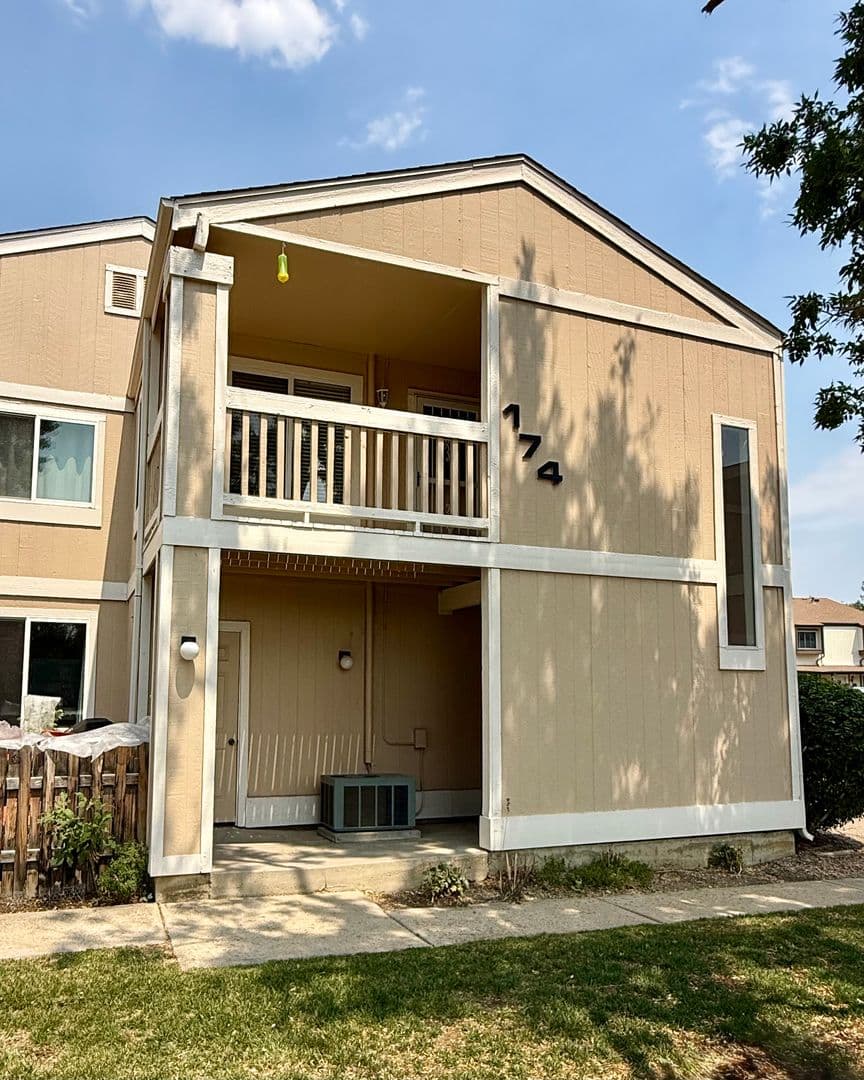 Arvada House: 8759 Chase Drive #174