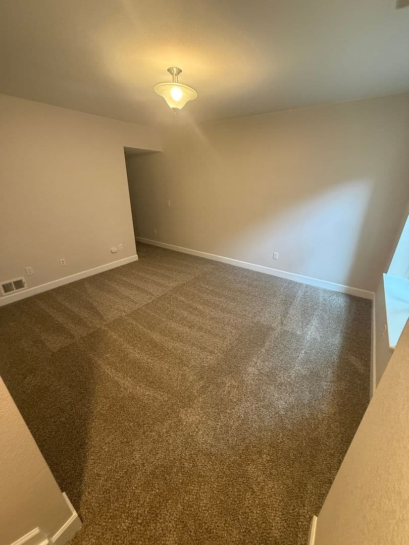 Aurora House: 4924 S Algonquian Way