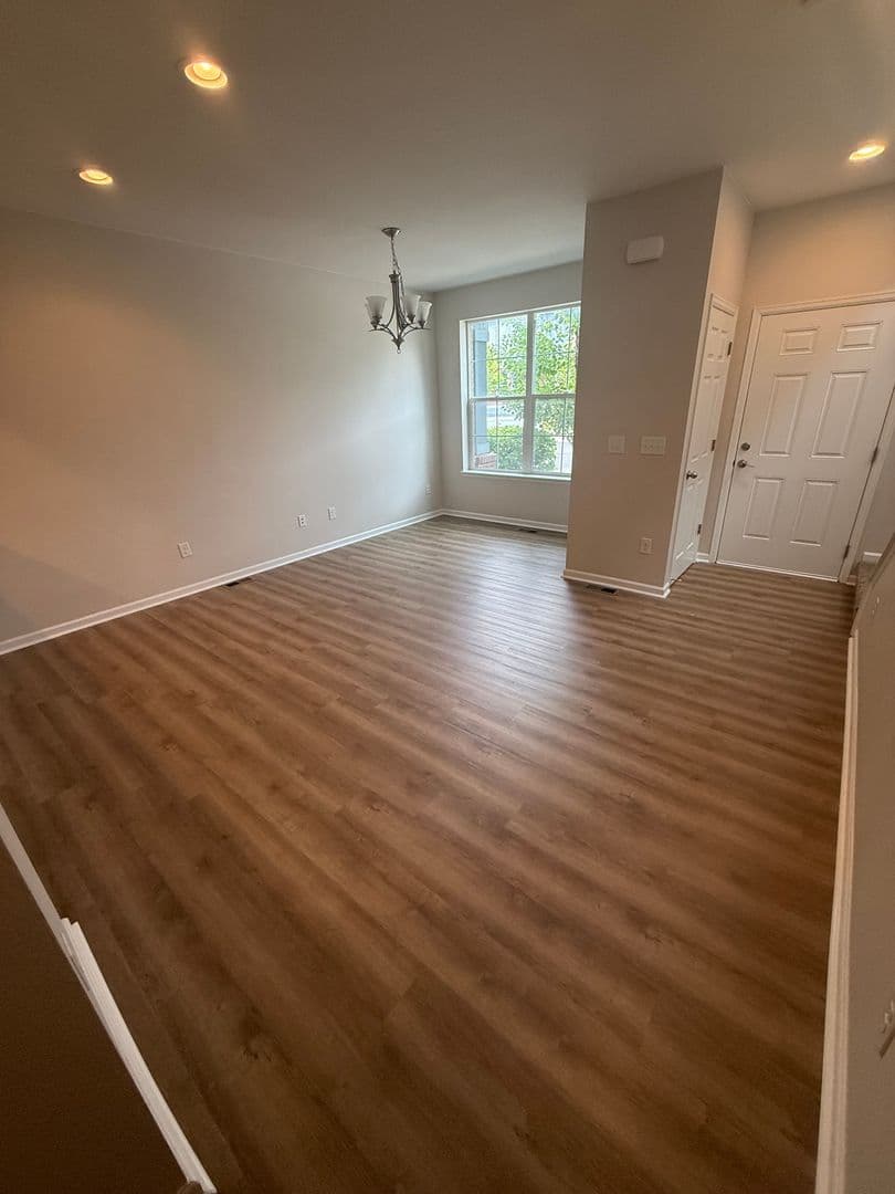 Aurora House: 4924 S Algonquian Way
