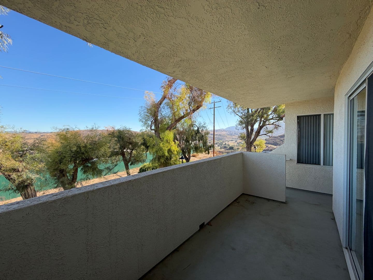 Santa Clarita House: 21309 Eucalyptus Way #202