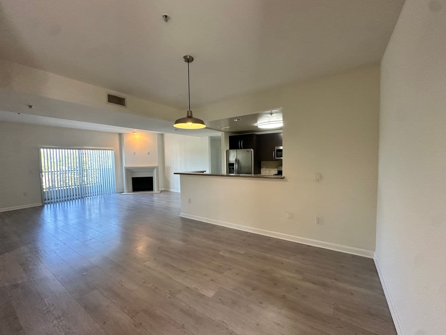 North Hollywood Apartment: 11556 Burbank Blvd.