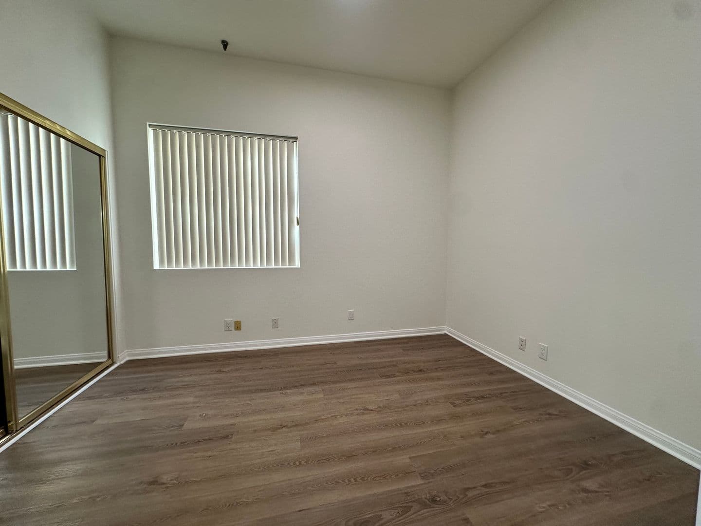 Sherman Oaks House: 4334 Colbath Ave. #103