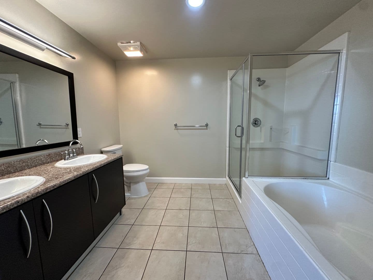 North Hollywood Apartment: 11556 Burbank Blvd.