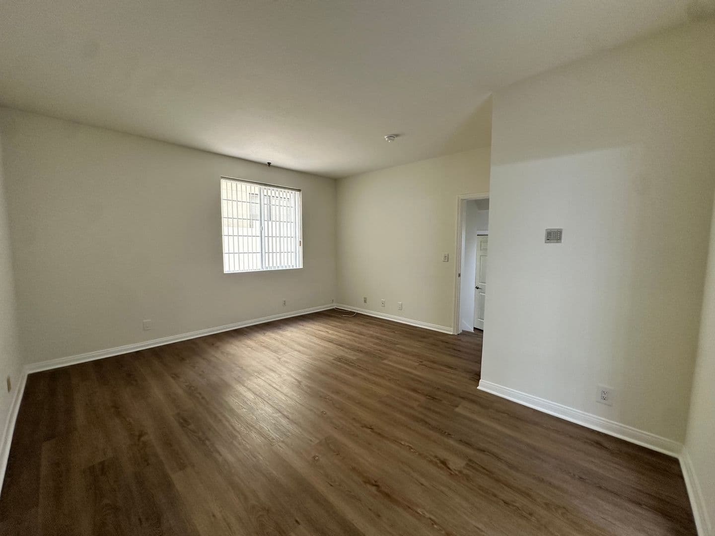 Sherman Oaks House: 4334 Colbath Ave. #103
