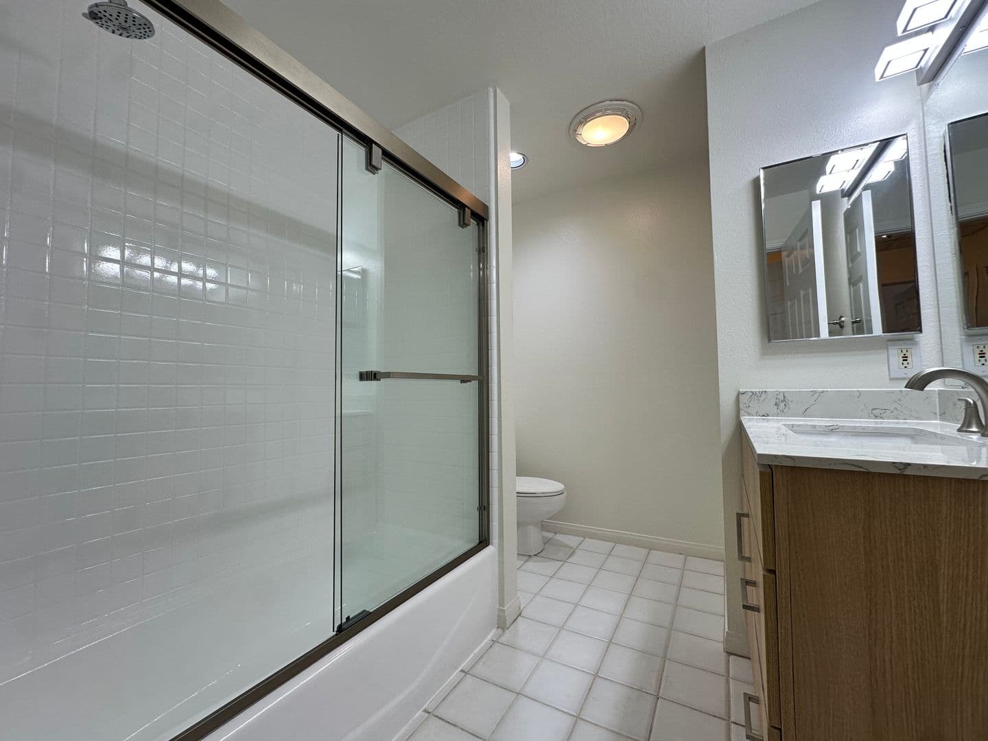 Sherman Oaks House: 4334 Colbath Ave. #103