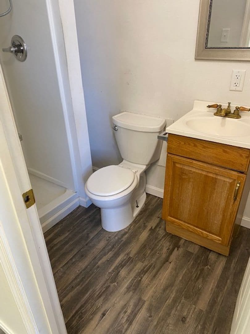 Hanover Apartment: 415 Broadway
