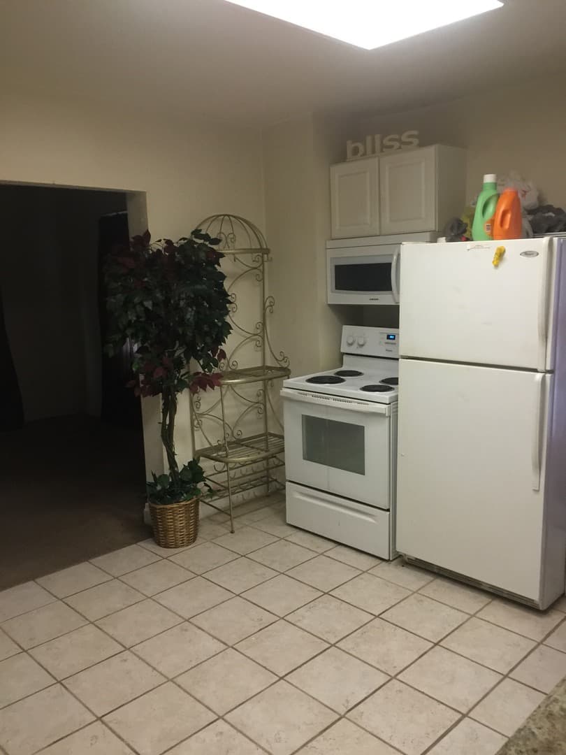 Hanover Apartment: 226 Poplar Street