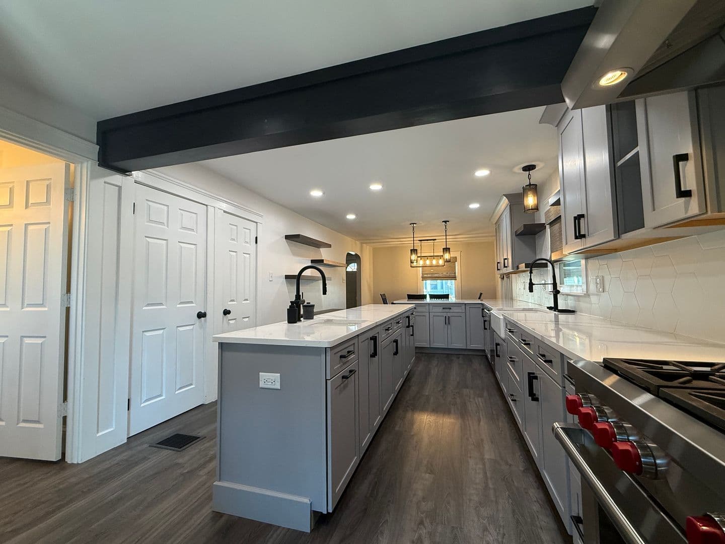 Hanover House: 317 Second Avenue