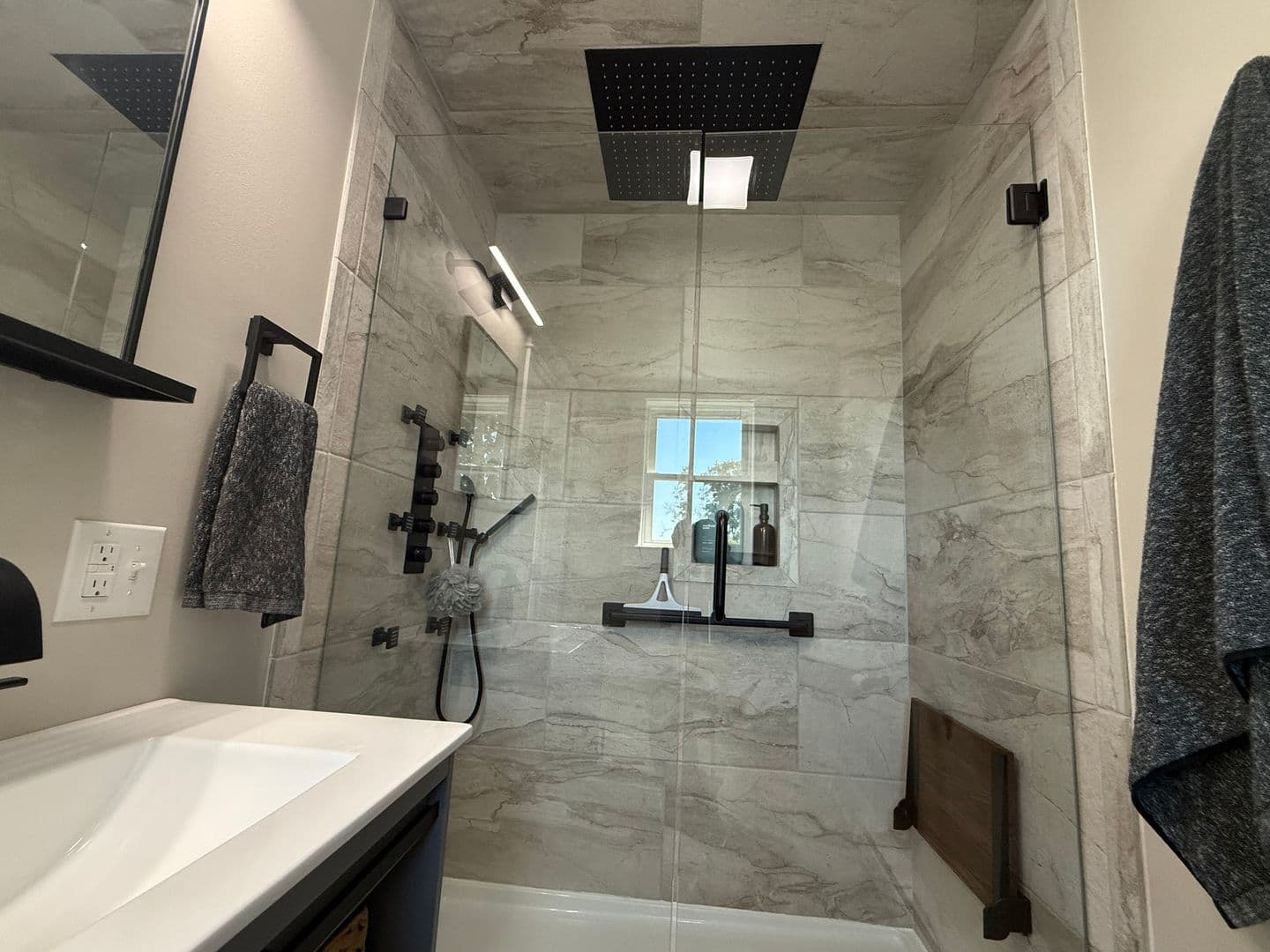 Hanover House: 317 Second Avenue