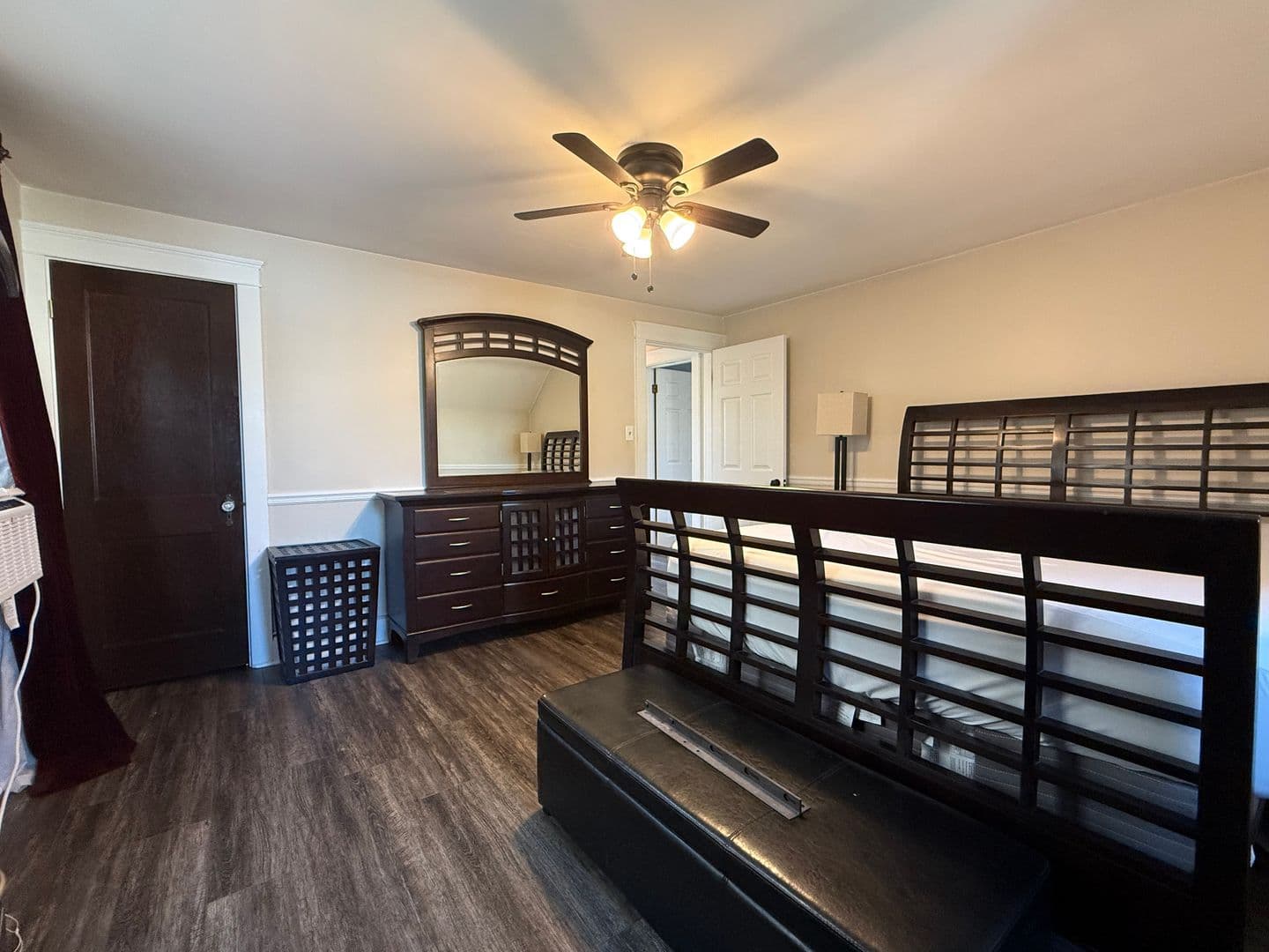 Hanover House: 317 Second Avenue