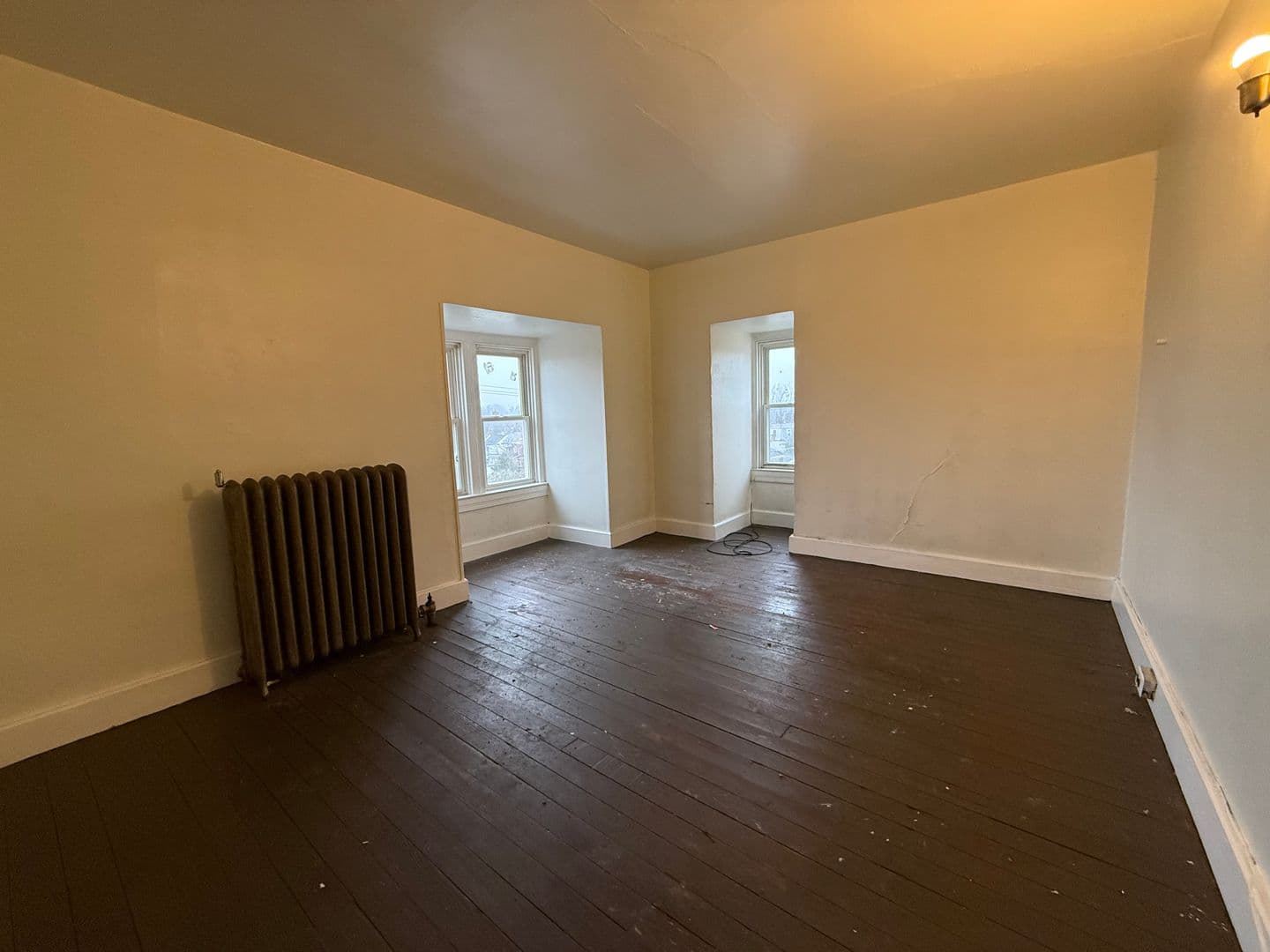 York Apartment: 274 Jefferson St